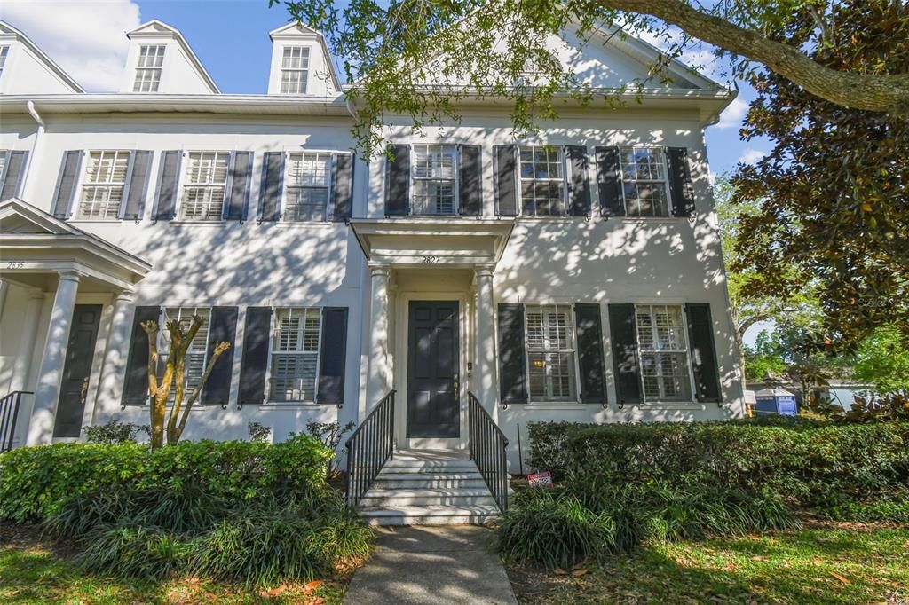 Vendido Recientemente: $675,500 (2 camas, 2 baños, 2057 Pies cuadrados)