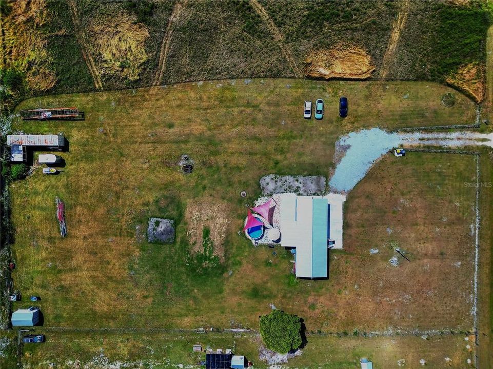 Activo con contrato: $329,900 (4 camas, 2 baños, 1440 Pies cuadrados)