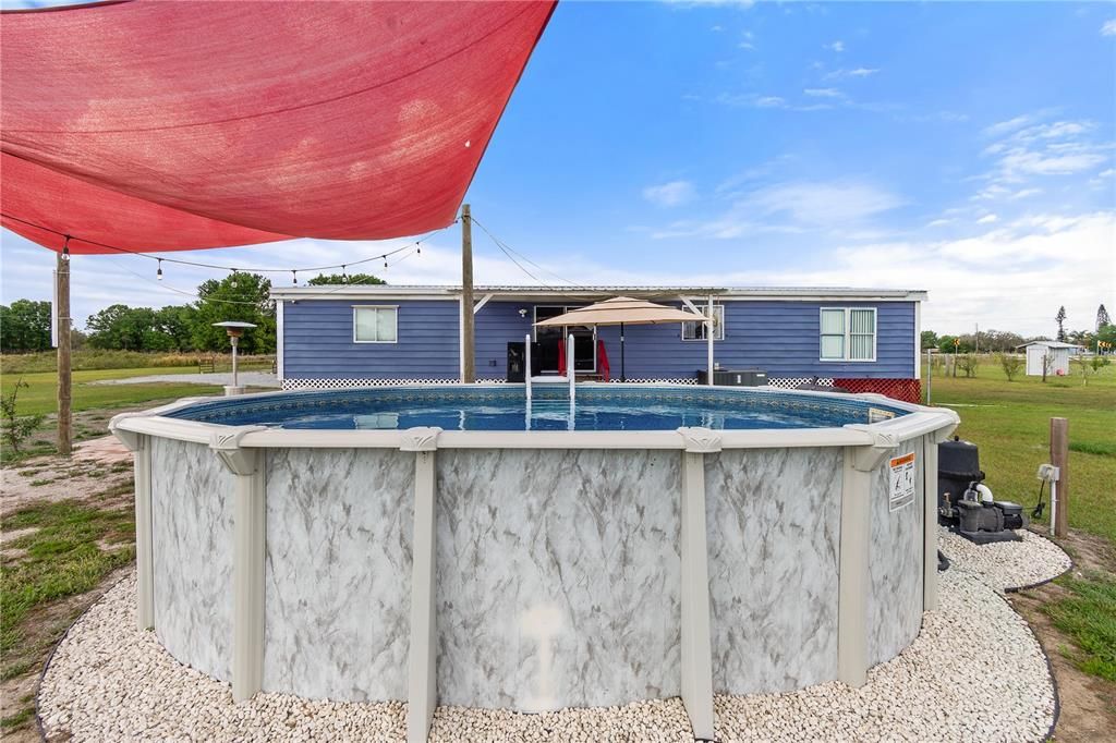 Activo con contrato: $329,900 (4 camas, 2 baños, 1440 Pies cuadrados)