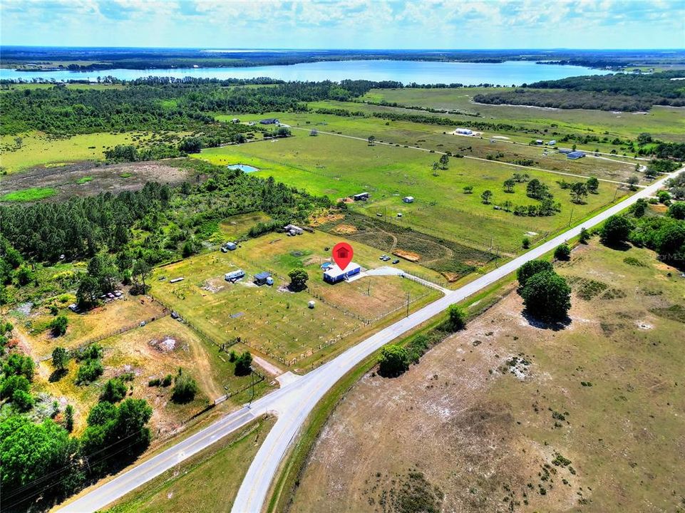 Activo con contrato: $329,900 (4 camas, 2 baños, 1440 Pies cuadrados)