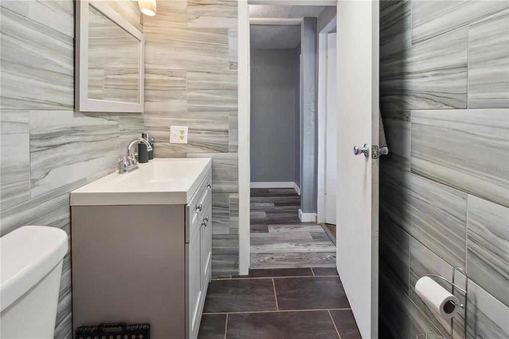 Activo con contrato: $329,900 (4 camas, 2 baños, 1440 Pies cuadrados)