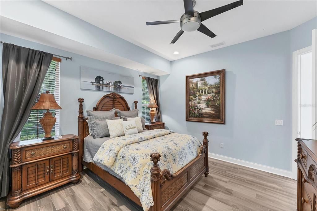 For Sale: $1,995,000 (4 beds, 5 baths, 4273 Square Feet)