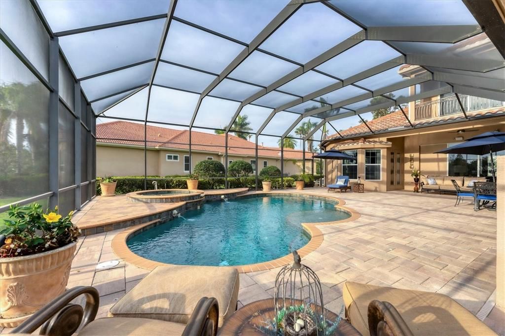 For Sale: $1,995,000 (4 beds, 5 baths, 4273 Square Feet)