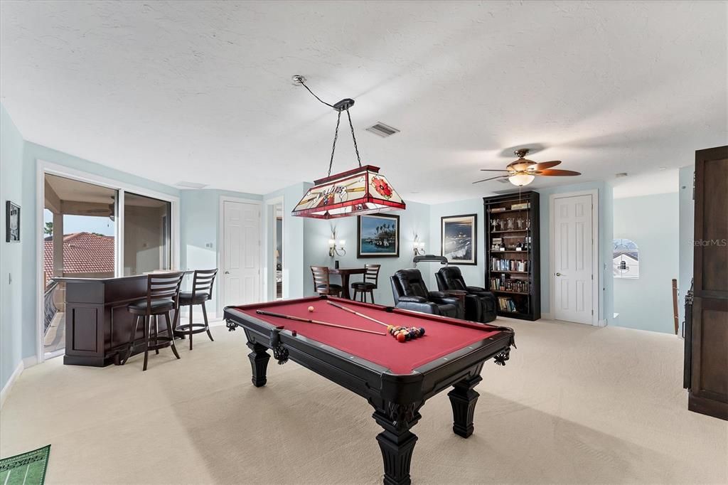 For Sale: $1,995,000 (4 beds, 5 baths, 4273 Square Feet)