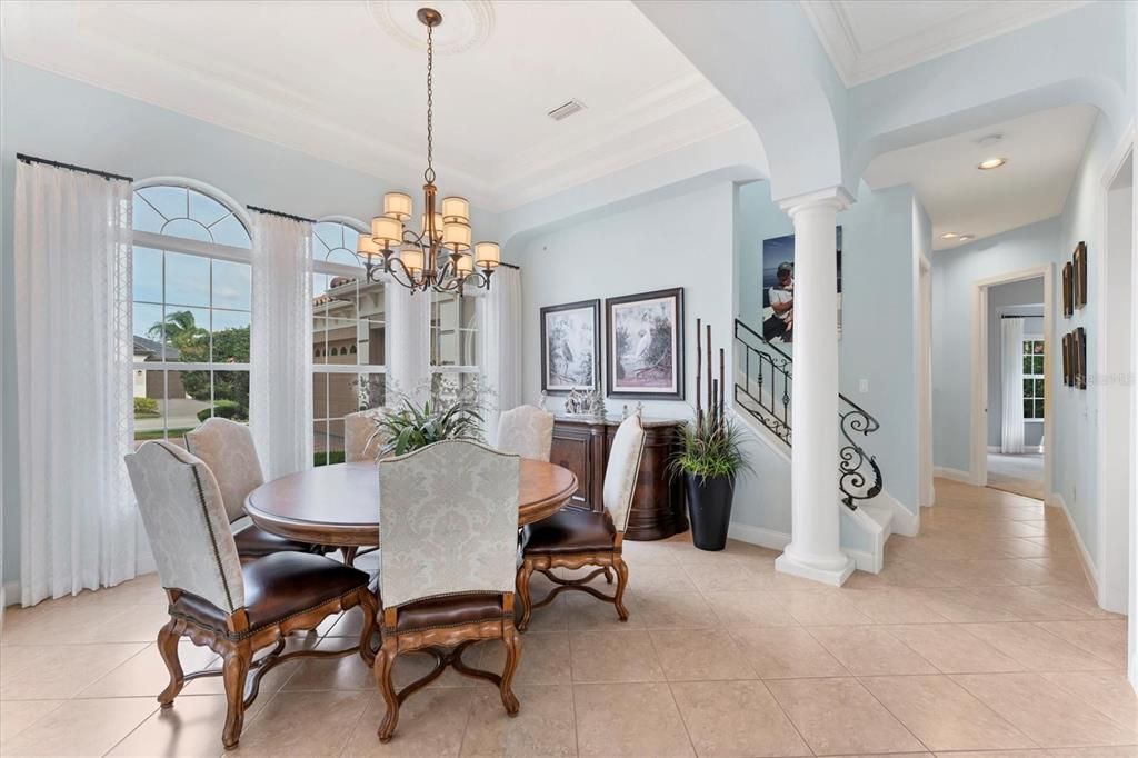 For Sale: $1,995,000 (4 beds, 5 baths, 4273 Square Feet)