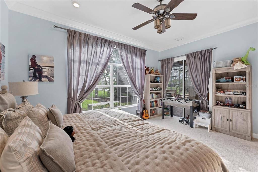 For Sale: $1,995,000 (4 beds, 5 baths, 4273 Square Feet)