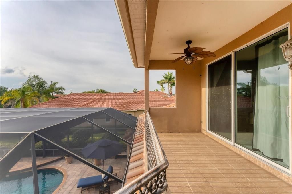 For Sale: $1,995,000 (4 beds, 5 baths, 4273 Square Feet)