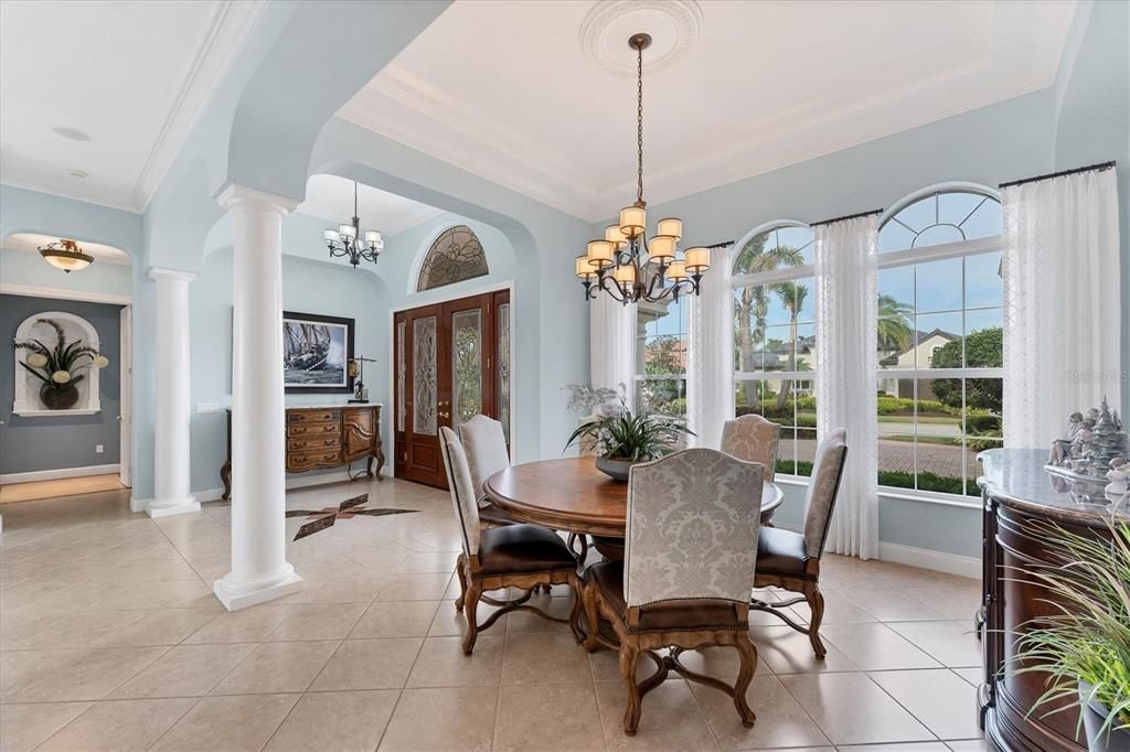 For Sale: $1,995,000 (4 beds, 5 baths, 4273 Square Feet)