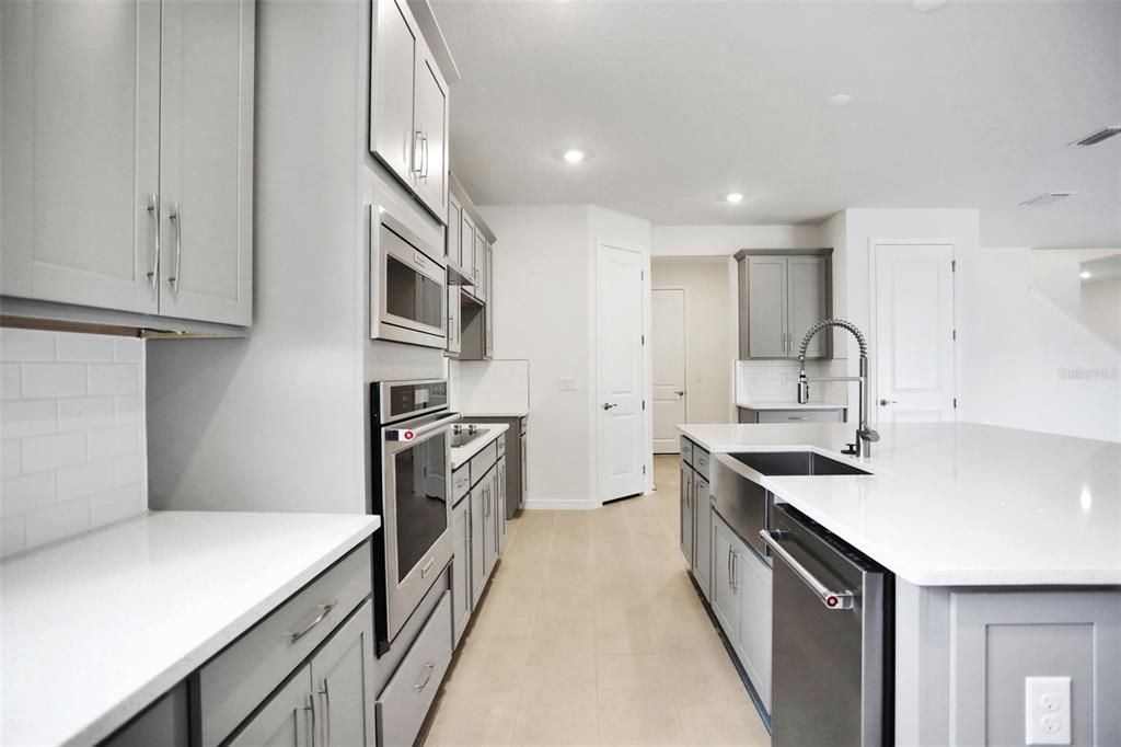 For Sale: $579,990 (4 beds, 4 baths, 3099 Square Feet)