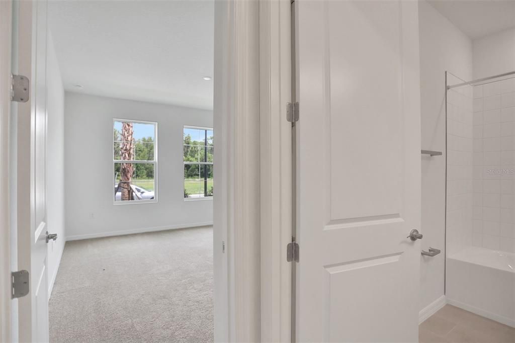 For Sale: $579,990 (4 beds, 4 baths, 3099 Square Feet)