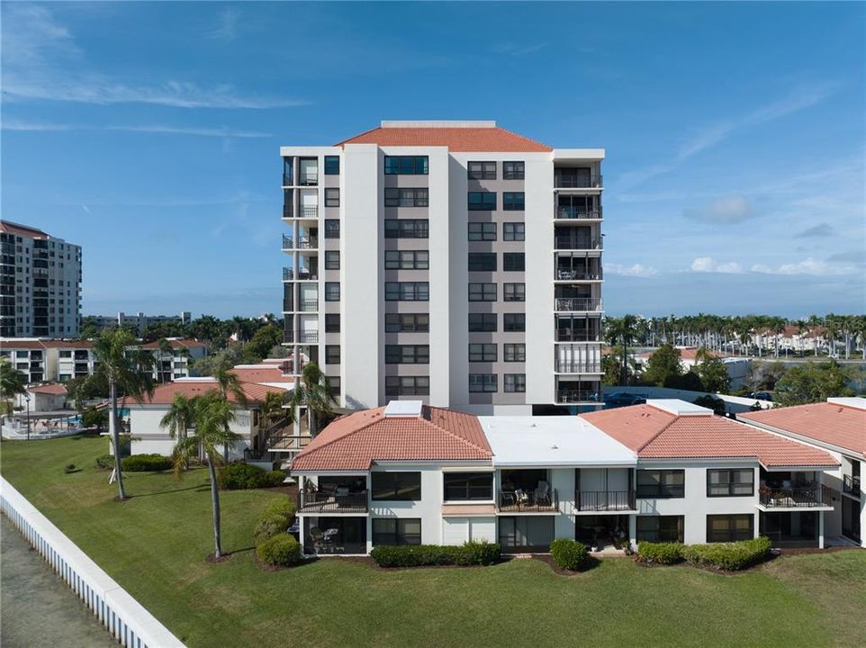 В аренду: $3,350 (2 спален, 2 ванн, 1500 Квадратных фут)