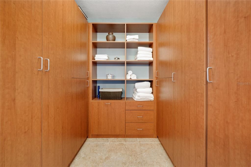 В аренду: $3,350 (2 спален, 2 ванн, 1500 Квадратных фут)