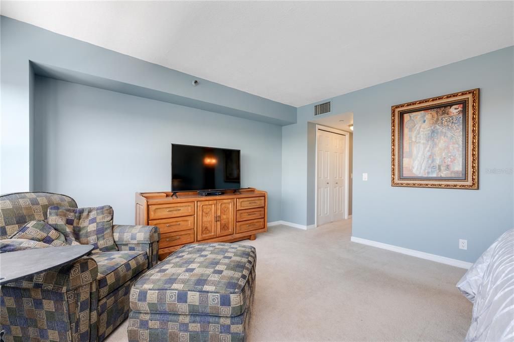 В аренду: $3,350 (2 спален, 2 ванн, 1500 Квадратных фут)