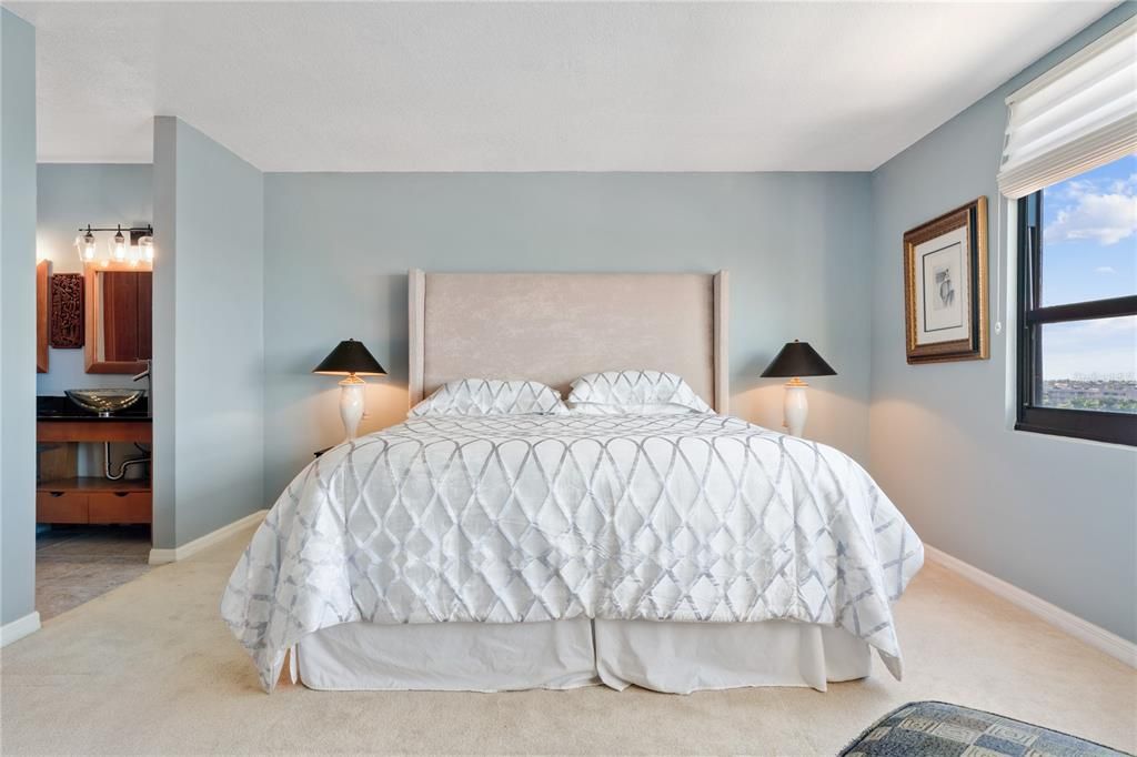 В аренду: $3,350 (2 спален, 2 ванн, 1500 Квадратных фут)