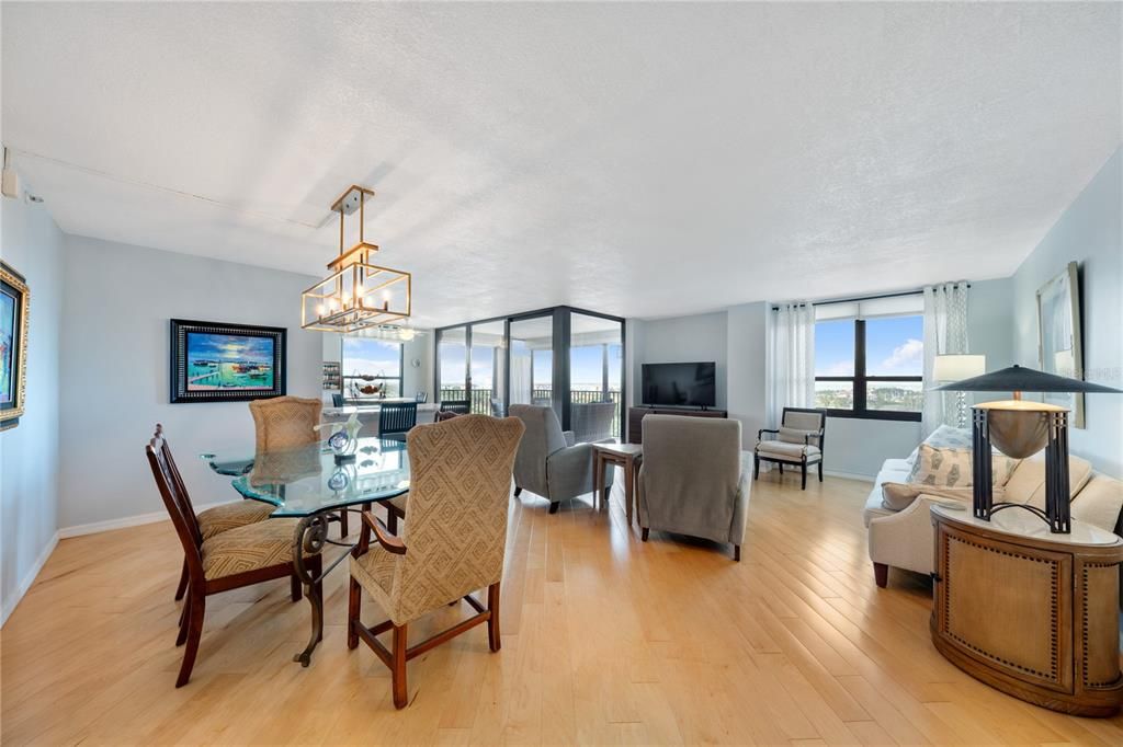 В аренду: $3,350 (2 спален, 2 ванн, 1500 Квадратных фут)