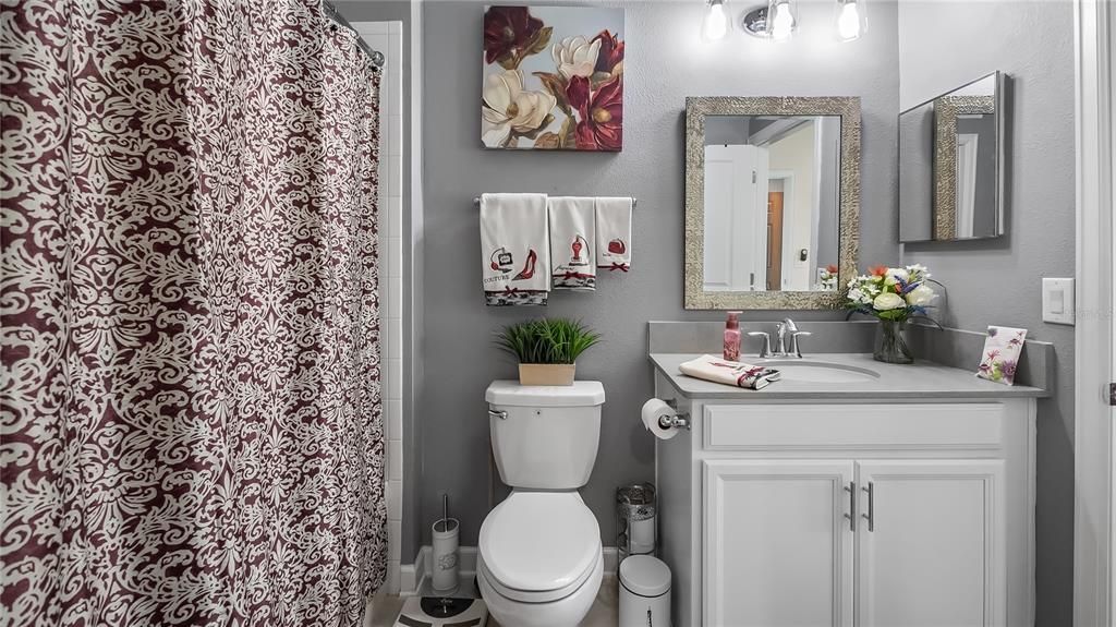 Active With Contract: $259,000 (2 beds, 2 baths, 1374 Square Feet)