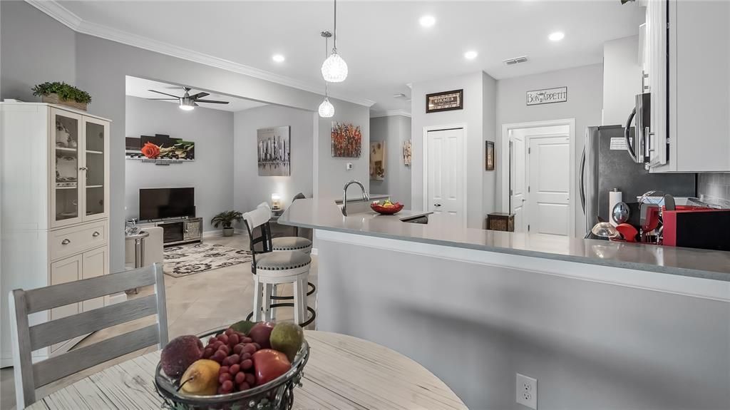 Active With Contract: $259,000 (2 beds, 2 baths, 1374 Square Feet)