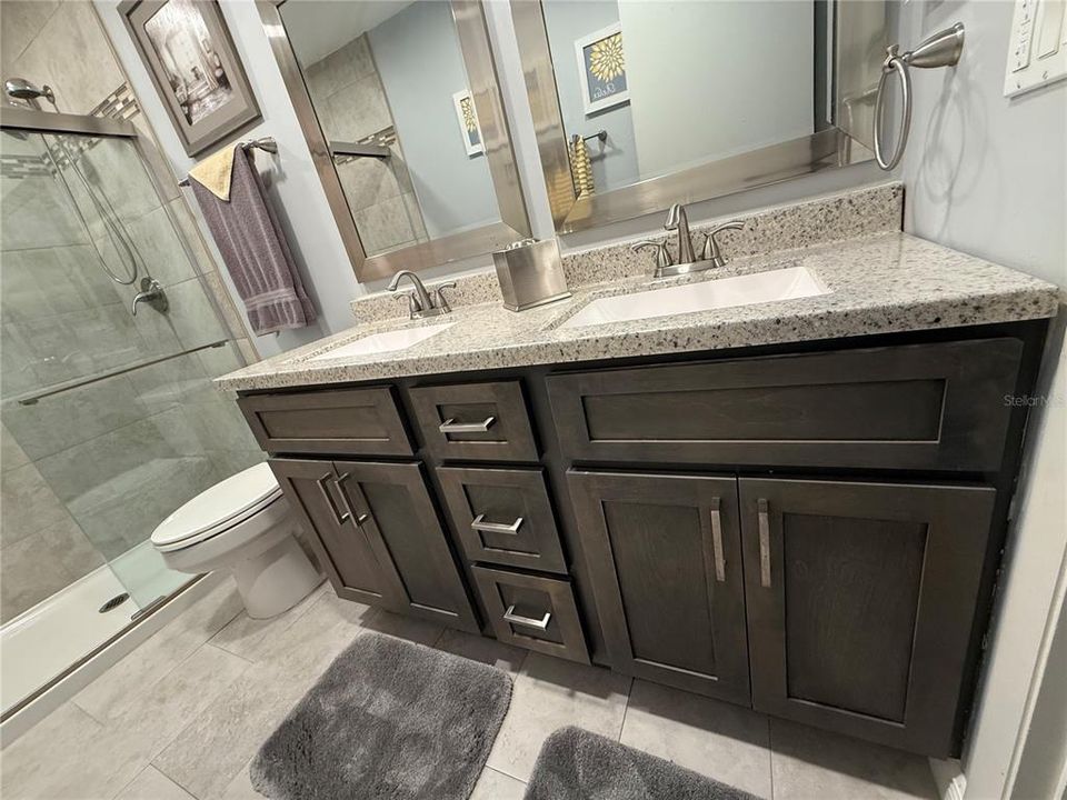 待售: $184,999 (2 贝兹, 2 浴室, 935 平方英尺)