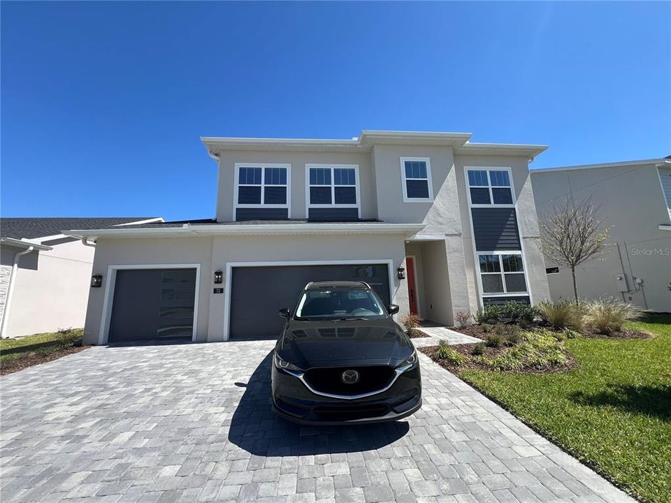 最近售出: $847,702 (4 贝兹, 3 浴室, 2706 平方英尺)