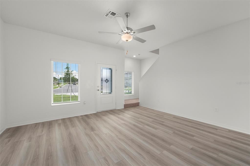 For Sale: $343,900 (3 beds, 2 baths, 1505 Square Feet)