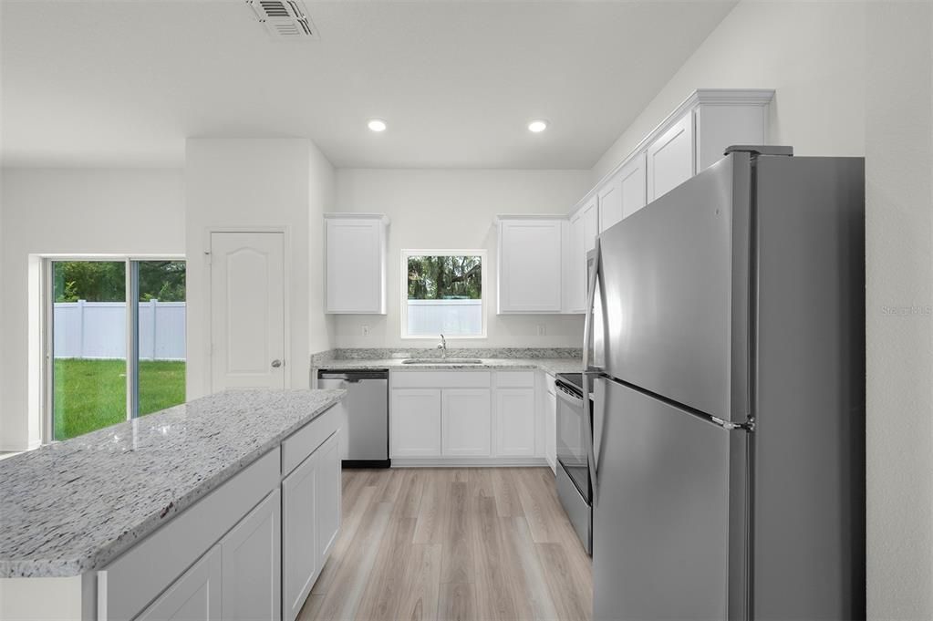 For Sale: $343,900 (3 beds, 2 baths, 1505 Square Feet)