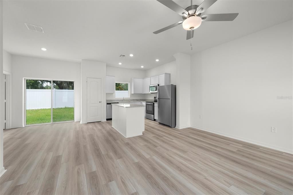 For Sale: $343,900 (3 beds, 2 baths, 1505 Square Feet)