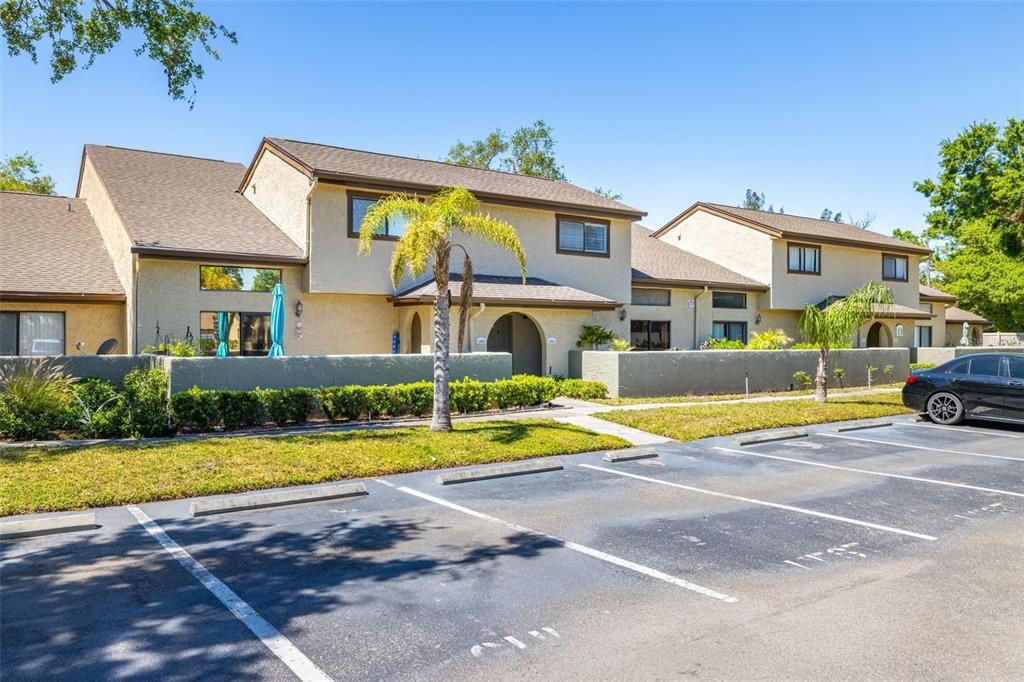 На продажу: $240,000 (2 спален, 2 ванн, 1218 Квадратных фут)