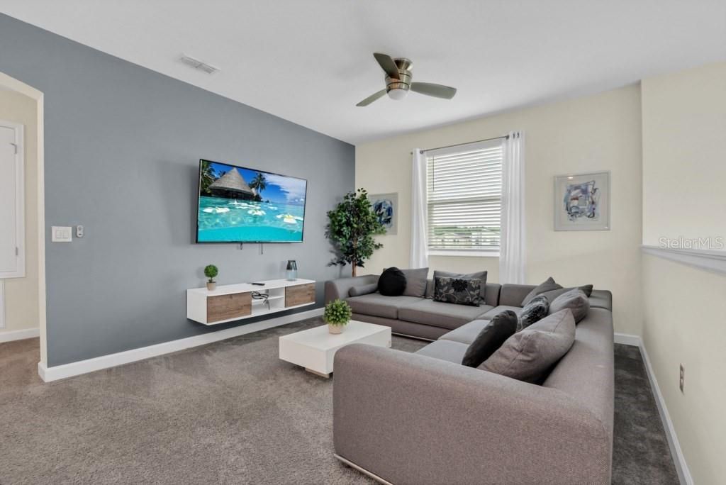 待售: $729,000 (5 贝兹, 5 浴室, 3388 平方英尺)