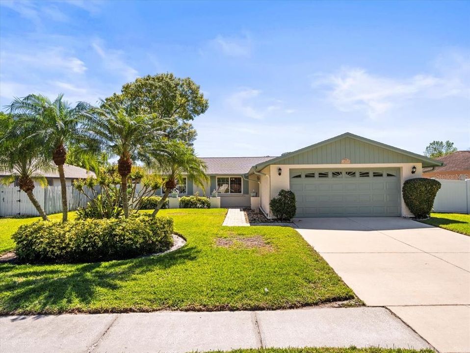 Recently Sold: $400,000 (3 beds, 2 baths, 1380 Square Feet)