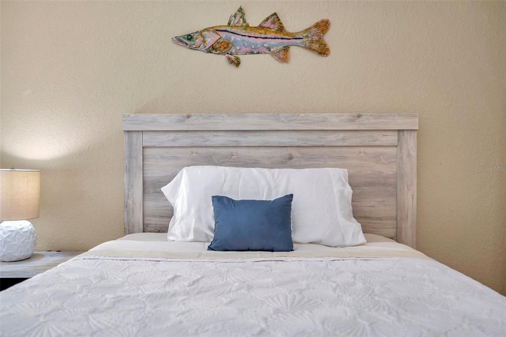 На продажу: $270,000 (1 спален, 1 ванн, 825 Квадратных фут)