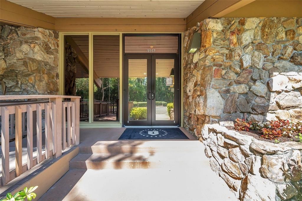 На продажу: $270,000 (1 спален, 1 ванн, 825 Квадратных фут)