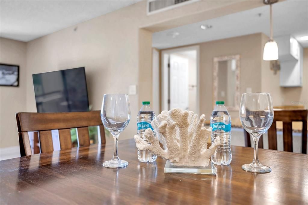 На продажу: $270,000 (1 спален, 1 ванн, 825 Квадратных фут)