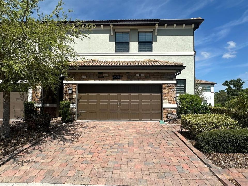 最近租的: $2,199 (3 贝兹, 2 浴室, 2114 平方英尺)