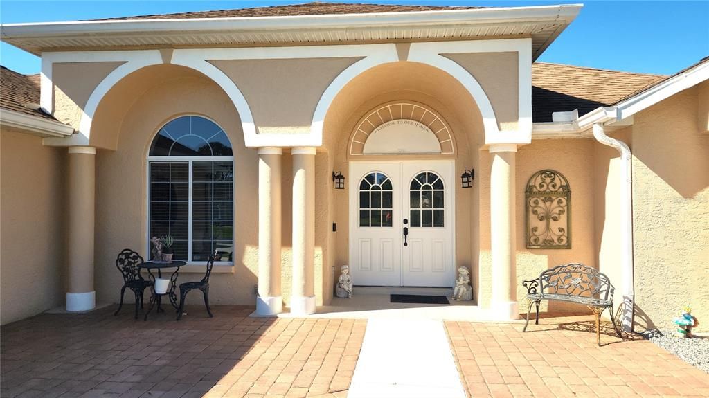 For Sale: $315,000 (3 beds, 2 baths, 1758 Square Feet)