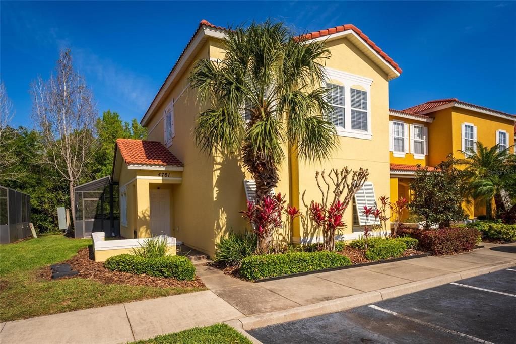 Active With Contract: $319,900 (4 beds, 3 baths, 1636 Square Feet)