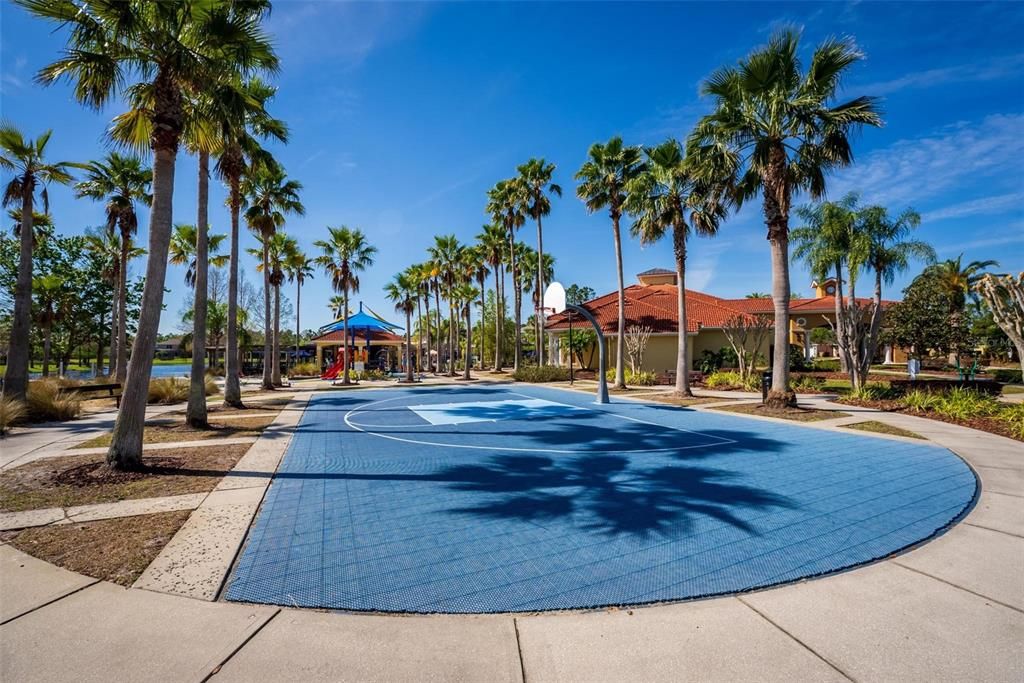 Active With Contract: $319,900 (4 beds, 3 baths, 1636 Square Feet)