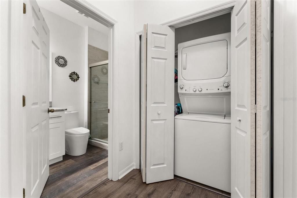 Active With Contract: $319,900 (4 beds, 3 baths, 1636 Square Feet)