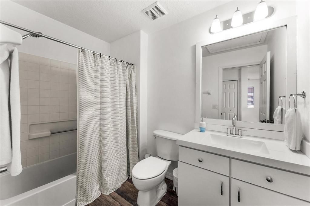 Active With Contract: $319,900 (4 beds, 3 baths, 1636 Square Feet)