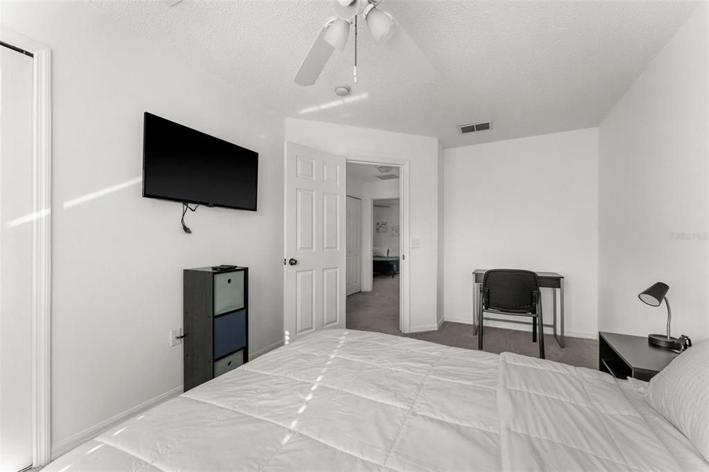 Active With Contract: $319,900 (4 beds, 3 baths, 1636 Square Feet)