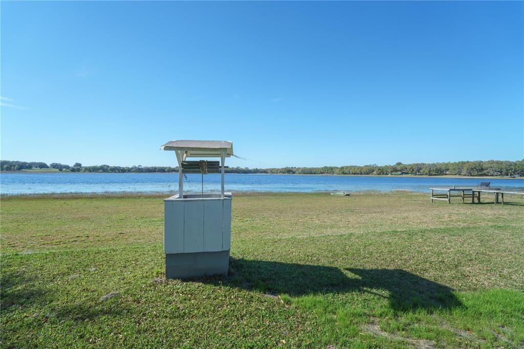 На продажу: $364,900 (3 спален, 2 ванн, 1604 Квадратных фут)