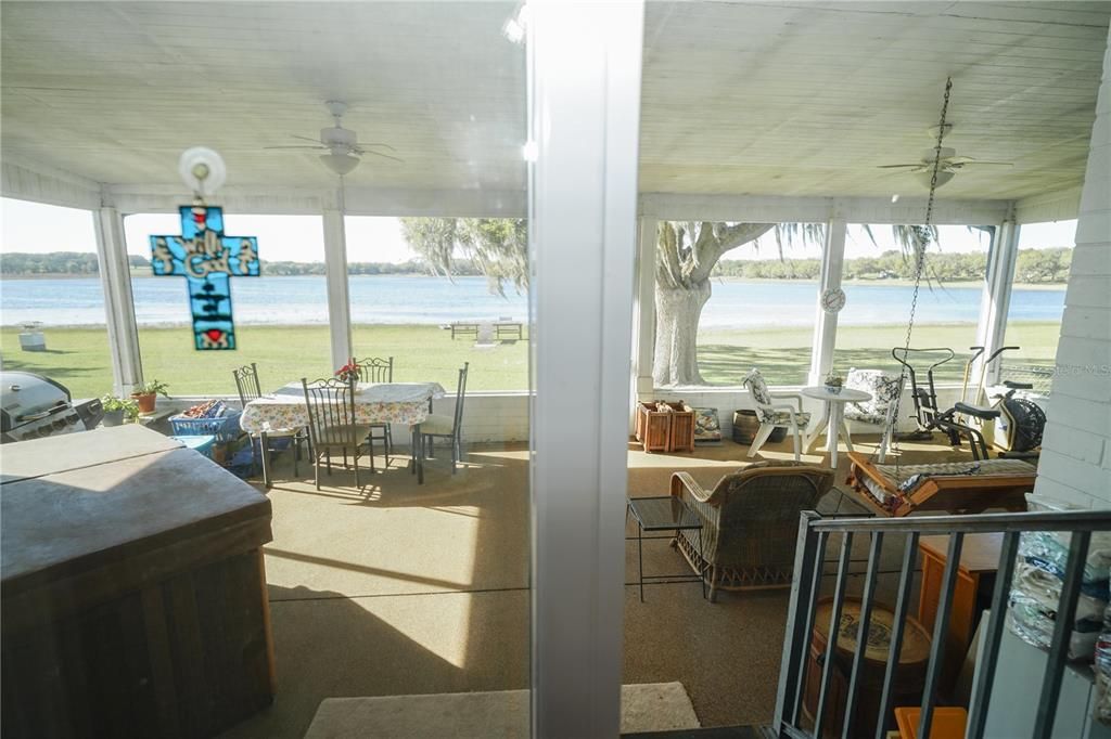 На продажу: $364,900 (3 спален, 2 ванн, 1604 Квадратных фут)