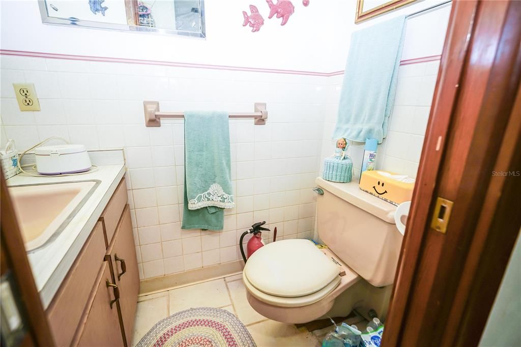 На продажу: $364,900 (3 спален, 2 ванн, 1604 Квадратных фут)