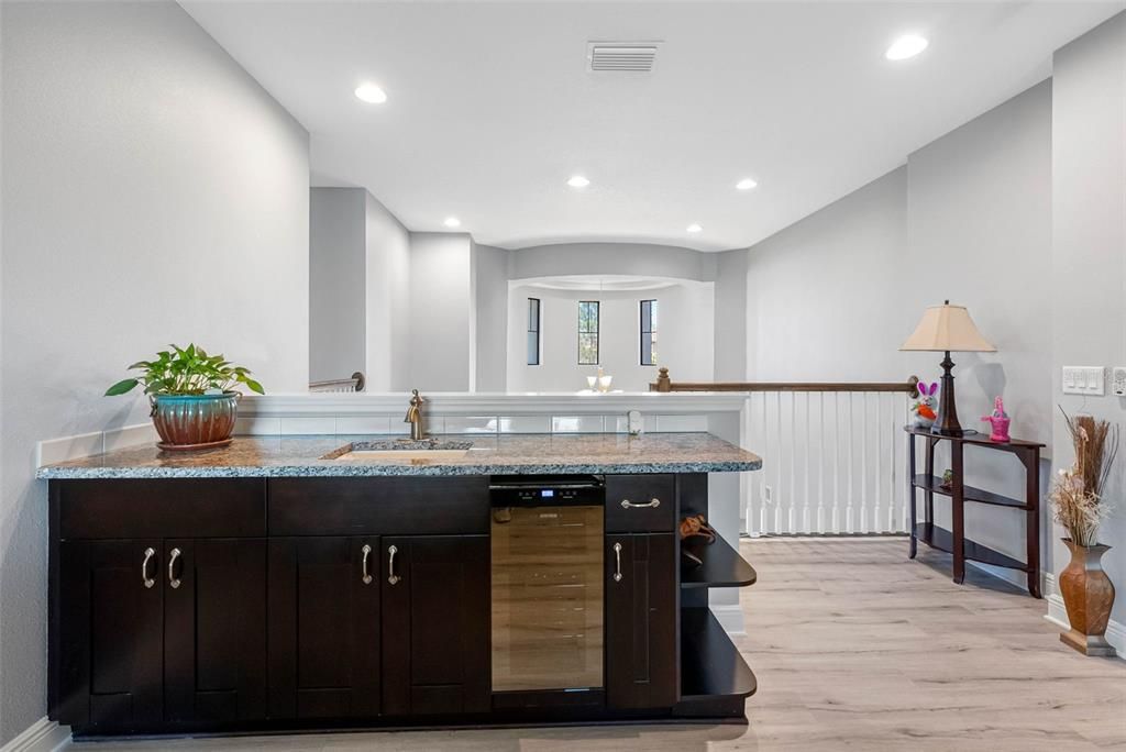 На продажу: $944,999 (5 спален, 4 ванн, 4204 Квадратных фут)