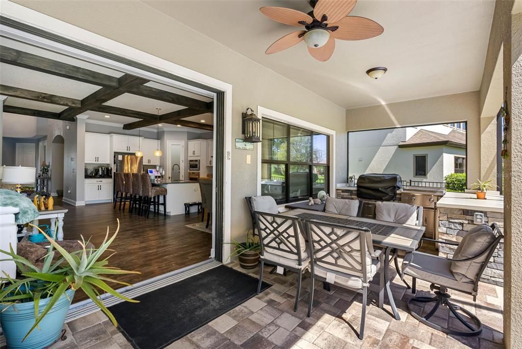 На продажу: $944,999 (5 спален, 4 ванн, 4204 Квадратных фут)