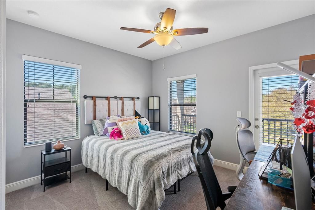 На продажу: $944,999 (5 спален, 4 ванн, 4204 Квадратных фут)