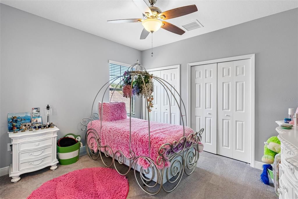 На продажу: $944,999 (5 спален, 4 ванн, 4204 Квадратных фут)