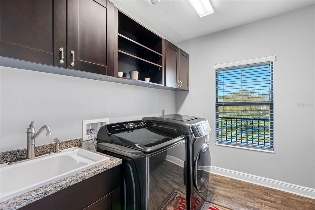 На продажу: $944,999 (5 спален, 4 ванн, 4204 Квадратных фут)