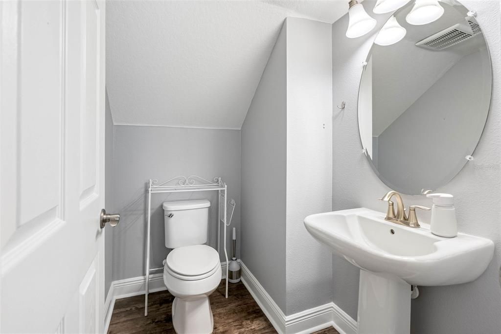 На продажу: $944,999 (5 спален, 4 ванн, 4204 Квадратных фут)