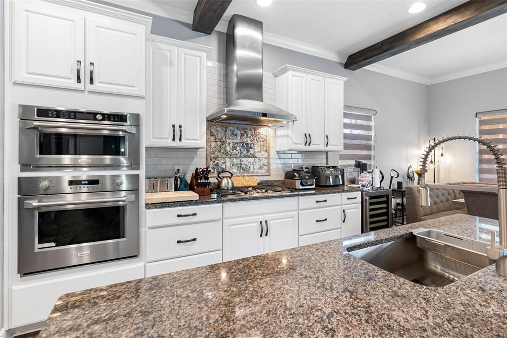 На продажу: $944,999 (5 спален, 4 ванн, 4204 Квадратных фут)