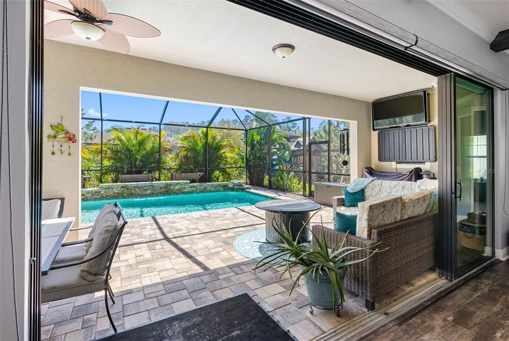 На продажу: $944,999 (5 спален, 4 ванн, 4204 Квадратных фут)